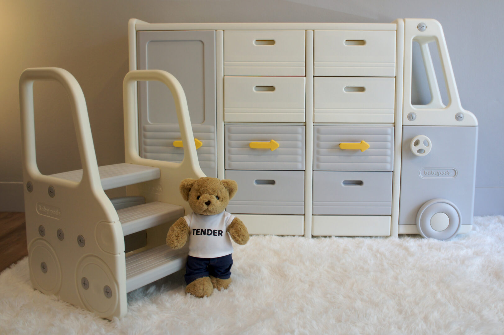 Montessori บันไดเด็กเพื่อล้างมือและเก็บของด้วยตัวเอง 