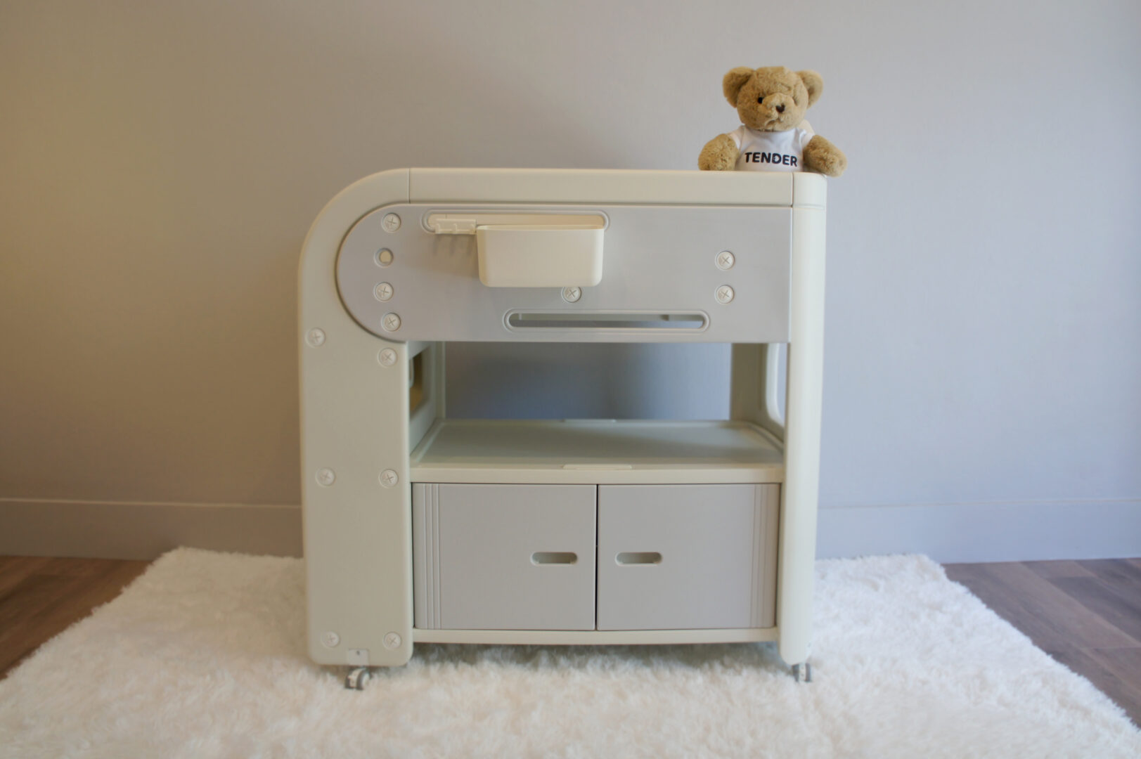 โต๊ะเปลี่ยนผ้าอ้อม ของ Tender